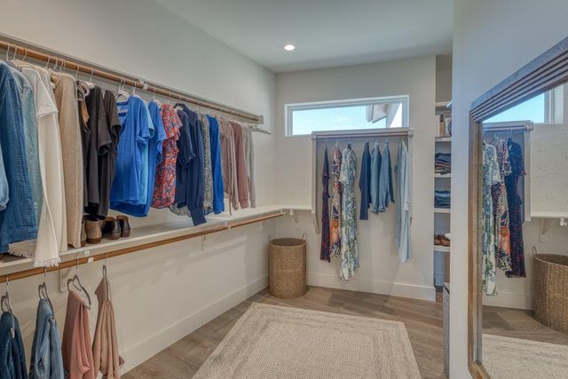 128 Westgate LOOP, Horseshoe Bay, TX 78657