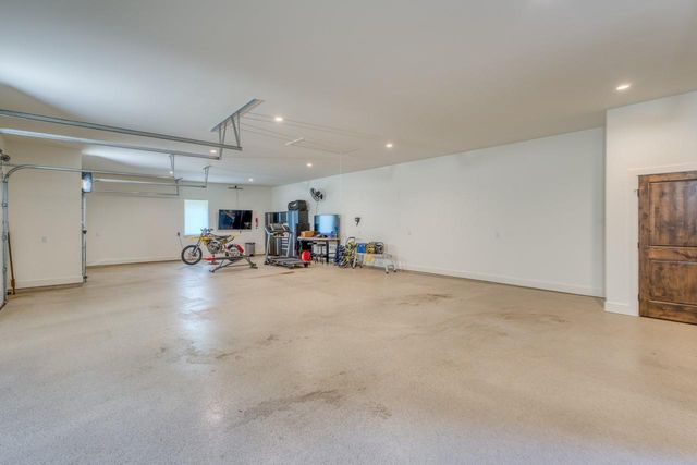 128 Westgate LOOP, Horseshoe Bay, TX 78657