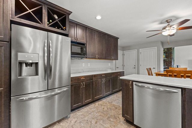 4008 Mallard LANE, Mount Pleasant, WI 53405