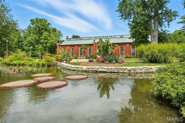 4046 Parker Avenue, St Louis, MO 63116