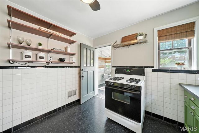 4046 Parker Avenue, St Louis, MO 63116