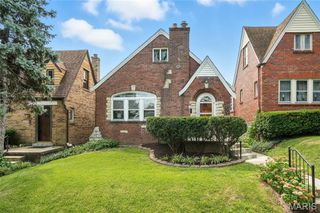 4046 Parker Avenue, St Louis, MO 63116