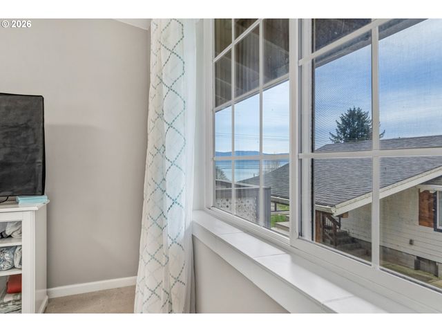 1213 ACACIA Ave, Garibaldi, OR 97118