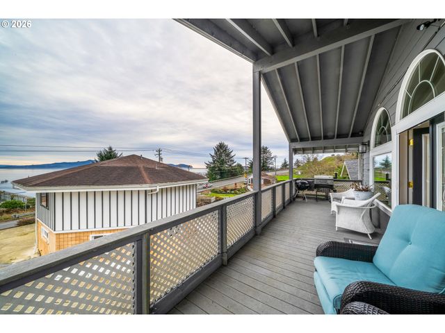 1213 ACACIA Ave, Garibaldi, OR 97118