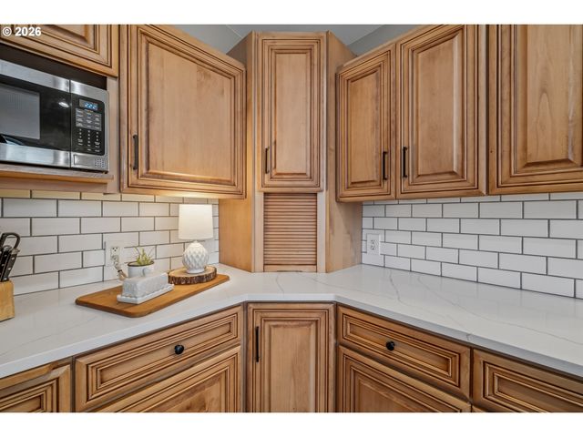 1213 ACACIA Ave, Garibaldi, OR 97118