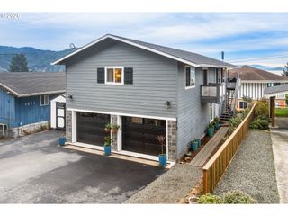 1213 ACACIA Ave, Garibaldi, OR 97118