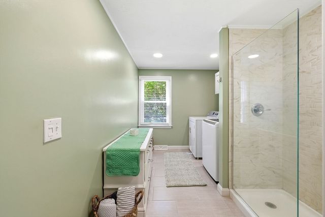 18 Fox Run Ln, Hampden, MA 01036