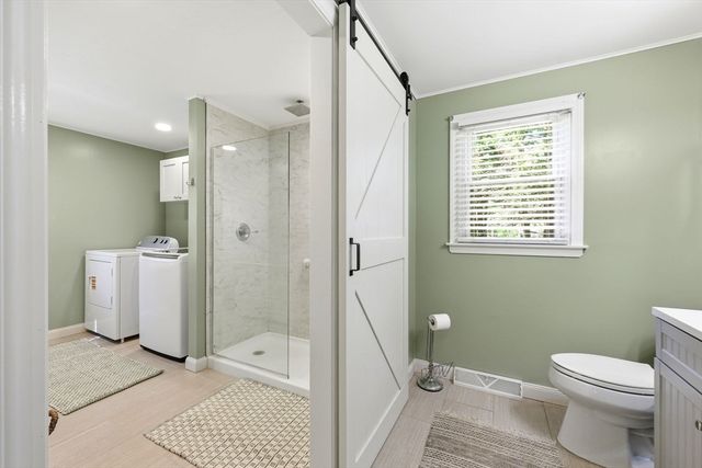 18 Fox Run Ln, Hampden, MA 01036