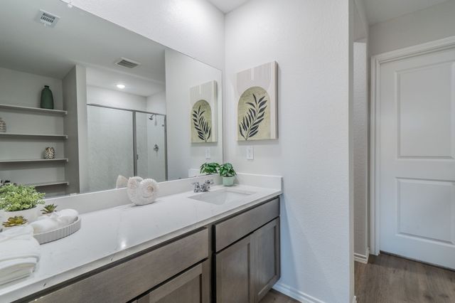 1842 Shady Elm Drive, Lancaster, TX 75146