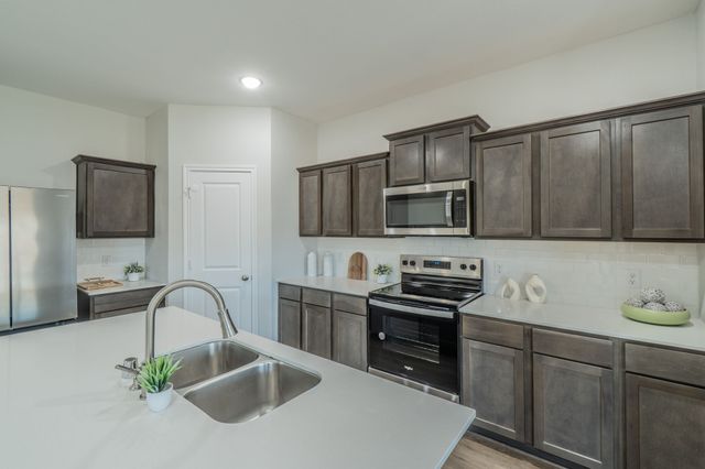 1842 Shady Elm Drive, Lancaster, TX 75146