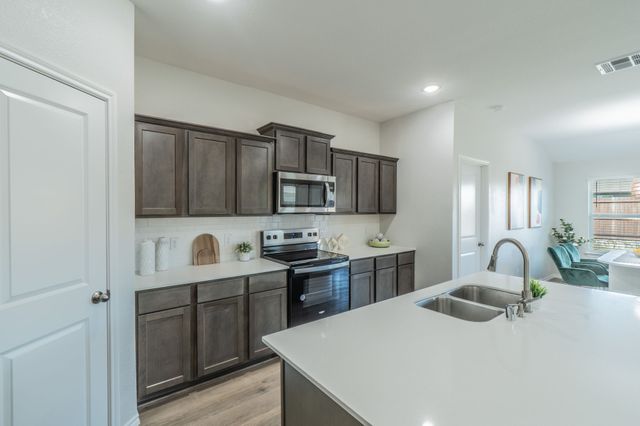 1842 Shady Elm Drive, Lancaster, TX 75146