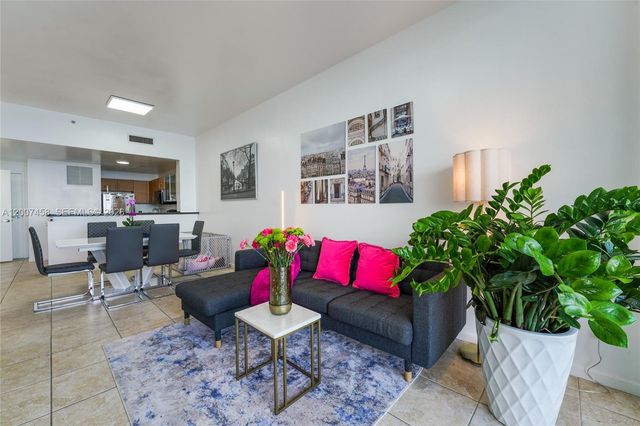 725 NE 22nd St 7B, Miami, FL 33137