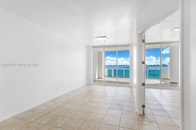 725 NE 22nd St 7B, Miami, FL 33137