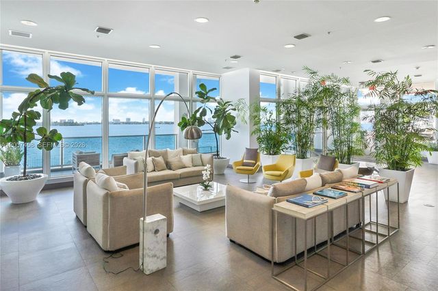 725 NE 22nd St 7B, Miami, FL 33137