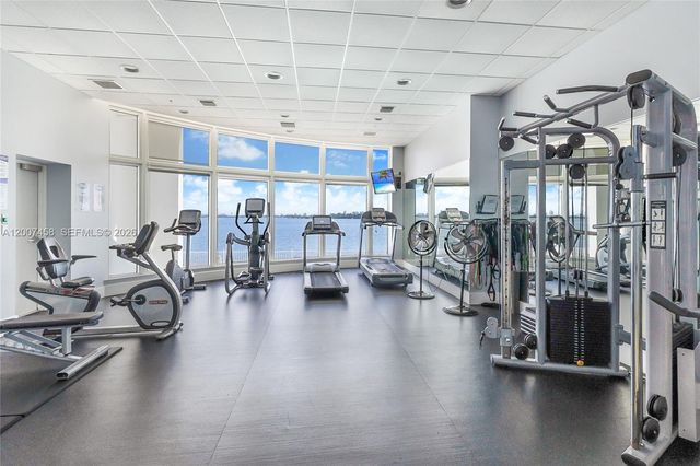 725 NE 22nd St 7B, Miami, FL 33137