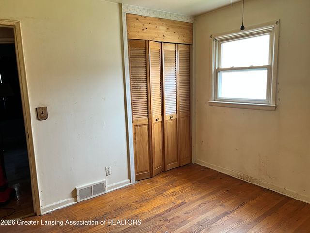 3425 Macon Avenue, Lansing, MI 48917
