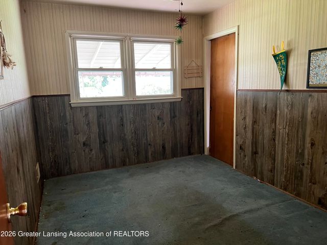 3425 Macon Avenue, Lansing, MI 48917