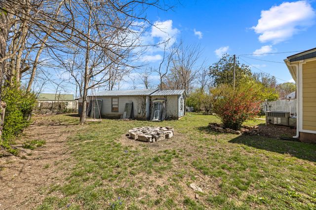 540 W End Ave, Mcminnville, TN 37110