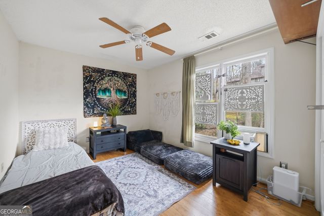 445 Longleaf Drive, Roswell, GA 30075