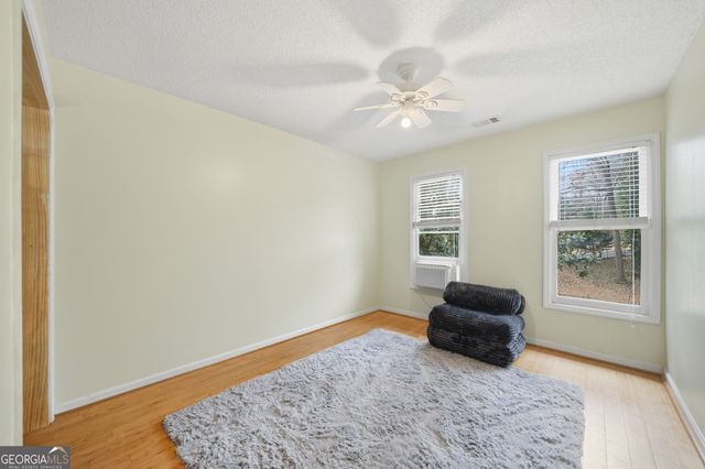 445 Longleaf Drive, Roswell, GA 30075