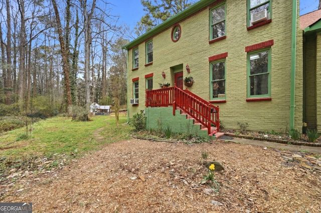 445 Longleaf Drive, Roswell, GA 30075