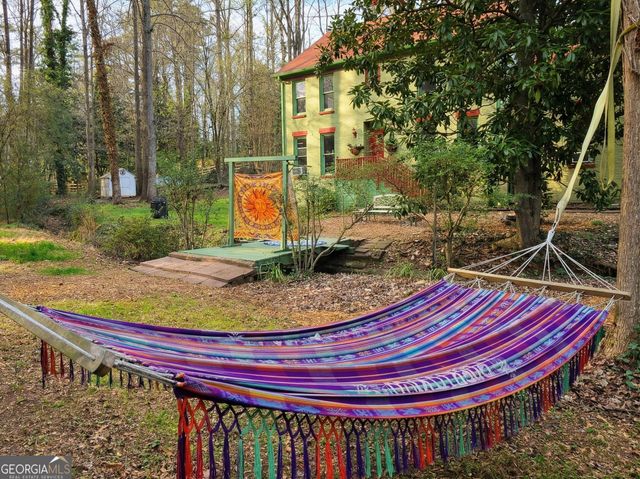 445 Longleaf Drive, Roswell, GA 30075