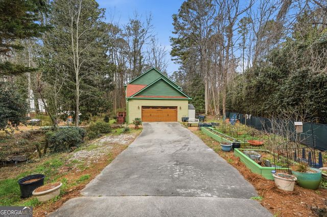 445 Longleaf Drive, Roswell, GA 30075