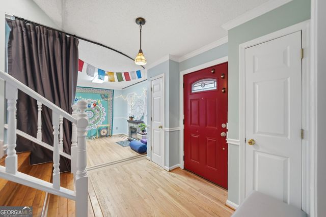 445 Longleaf Drive, Roswell, GA 30075