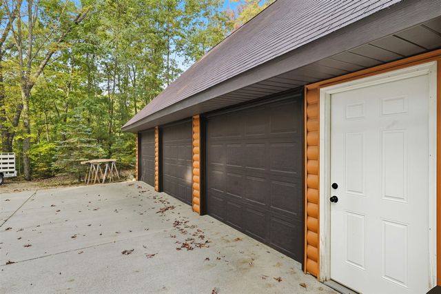 10368 Schwyz Drive, Reed City, MI 49677