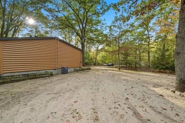 10368 Schwyz Drive, Reed City, MI 49677