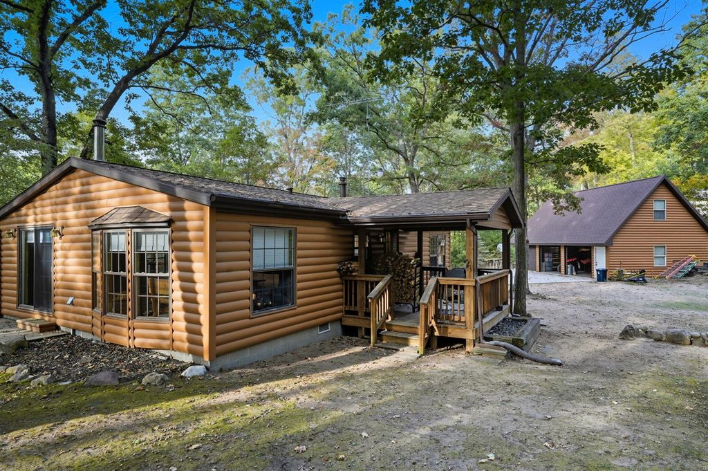 10368 Schwyz Drive, Reed City, MI 49677