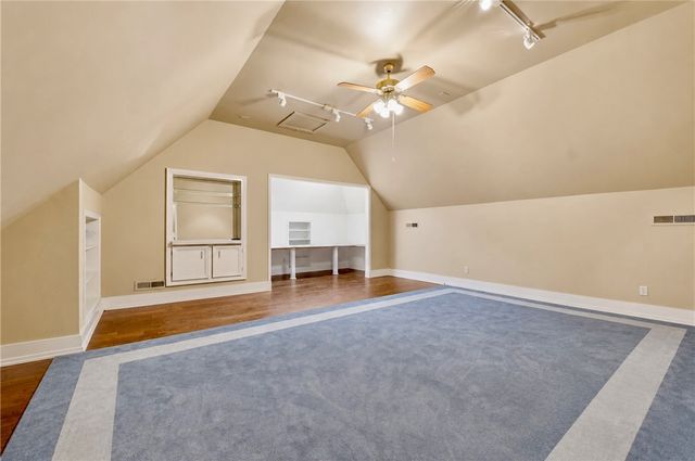 1483 N Main Street, Centerton, AR 72719
