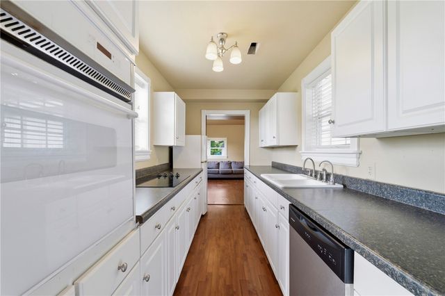 1483 N Main Street, Centerton, AR 72719