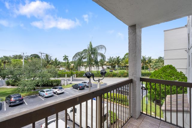 701 NW 19TH Street 306, Fort Lauderdale, FL 33311