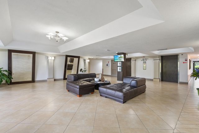 701 NW 19TH Street 306, Fort Lauderdale, FL 33311