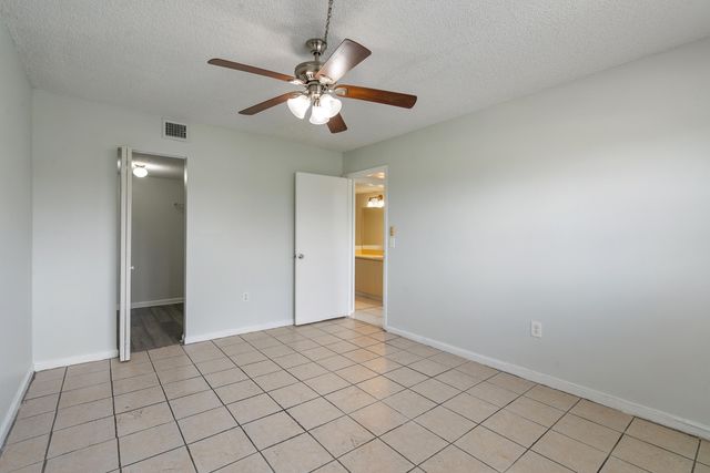 701 NW 19TH Street 306, Fort Lauderdale, FL 33311