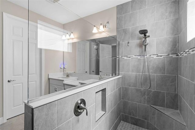 7526 PARADISO DRIVE, Apollo Beach, FL 33572