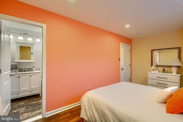 8502 LYNCH RD, Dundalk, MD 21222