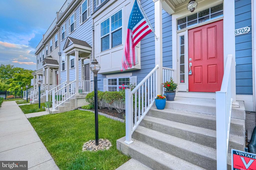 Image 1 of property listing at 8502 LYNCH RD, Dundalk, MD 21222