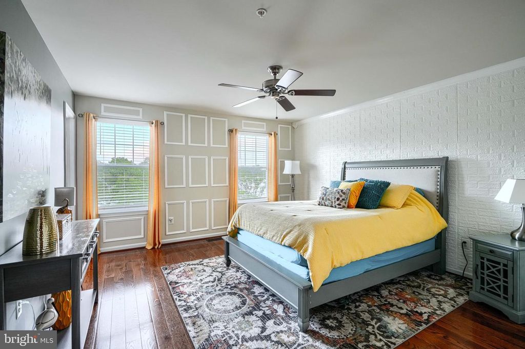 Image 17 of property listing at 8502 LYNCH RD, Dundalk, MD 21222