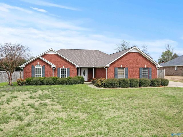 26078 Camden Court, Athens, AL 35613