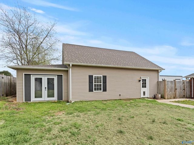 26078 Camden Court, Athens, AL 35613