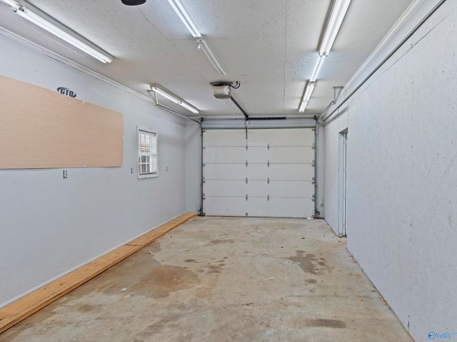 26078 Camden Court, Athens, AL 35613