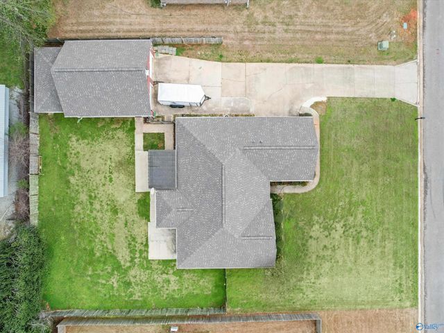 26078 Camden Court, Athens, AL 35613