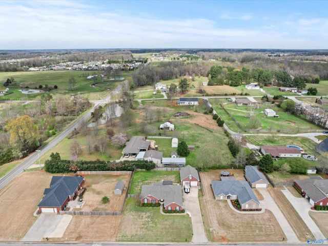 26078 Camden Court, Athens, AL 35613