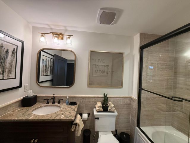 33 Calhoun Street 225, Charleston, SC 29401