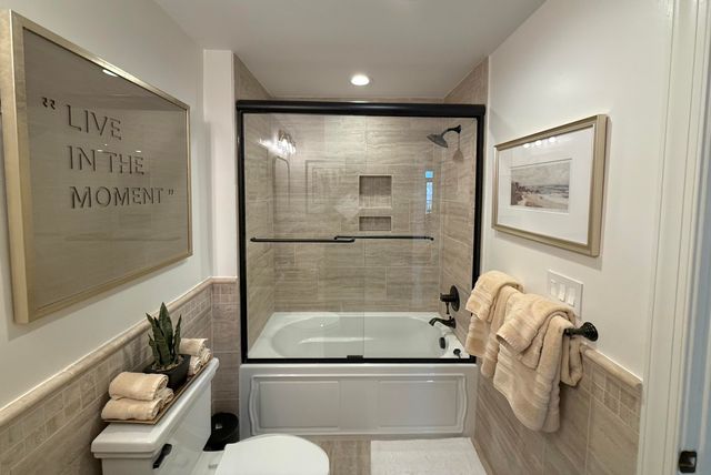 33 Calhoun Street 225, Charleston, SC 29401