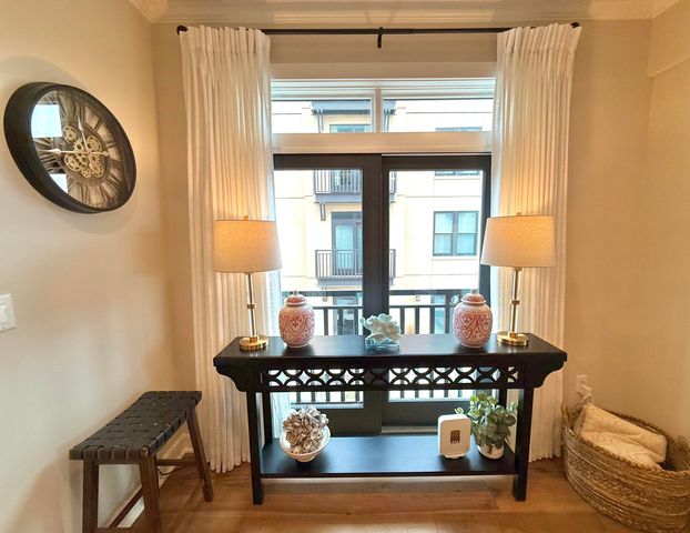 33 Calhoun Street 225, Charleston, SC 29401