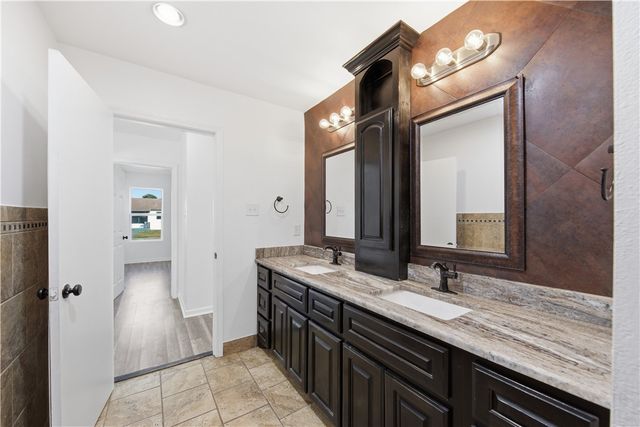 4845 Johnston Dr, Corpus Christi, TX 78415