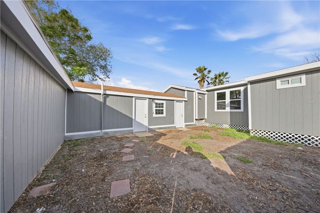 4845 Johnston Dr, Corpus Christi, TX 78415